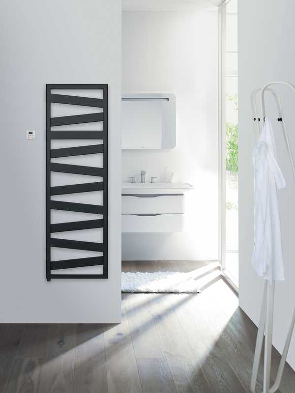 Zehnder Ribbon elektrische radiator met bediening 159.2x50cm mat zwart