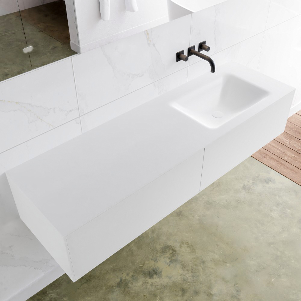 Mondiaz Lagom 150 badmeubel solid surface talc 2 lades Wastafel Cloud rechts zonder kraangat