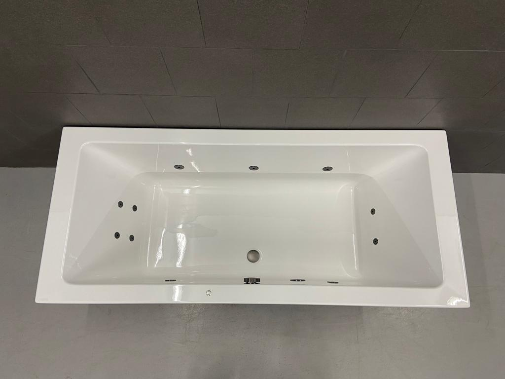 Xenz Society bubbelbad WSe1 met Black-Tinn jets 190x90 wit